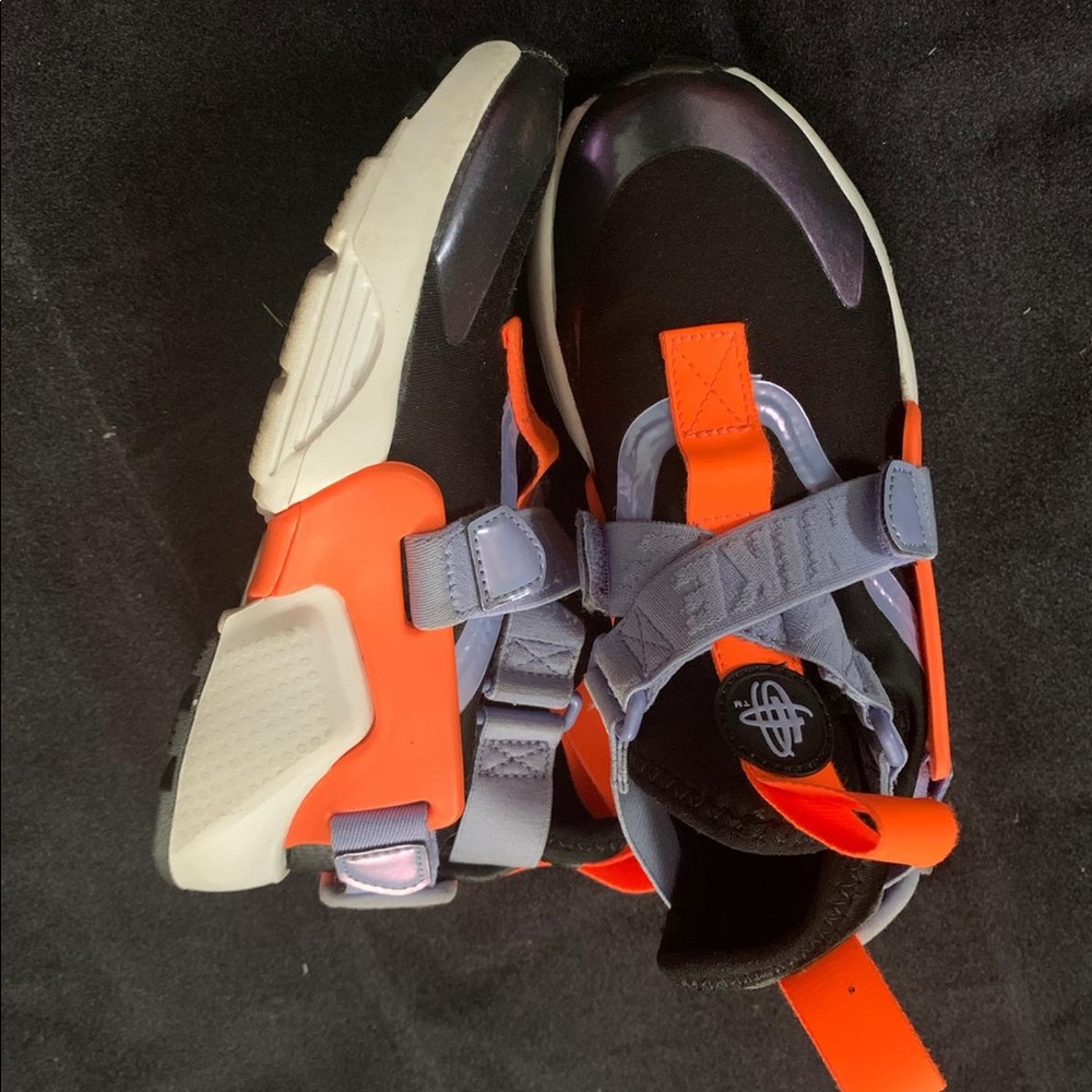 Boys Nike air huarache city sneakers